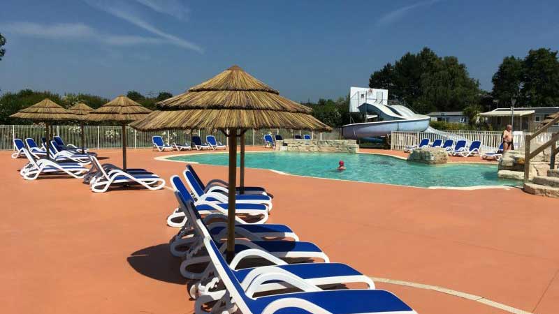 Camping Les Prairies de la Mer **** : heated swimming pool and activities for all in summer !